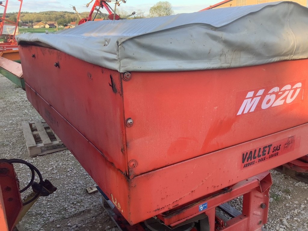 Düngerstreuer typu Kuhn MDS 19.1, Gebrauchtmaschine v GONSANS (Obrázek 4)