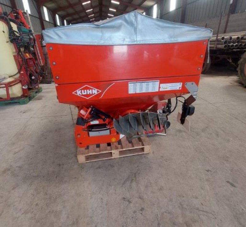Düngerstreuer des Typs Kuhn MDS 935 QM, Gebrauchtmaschine in MORHANGE (Bild 3)
