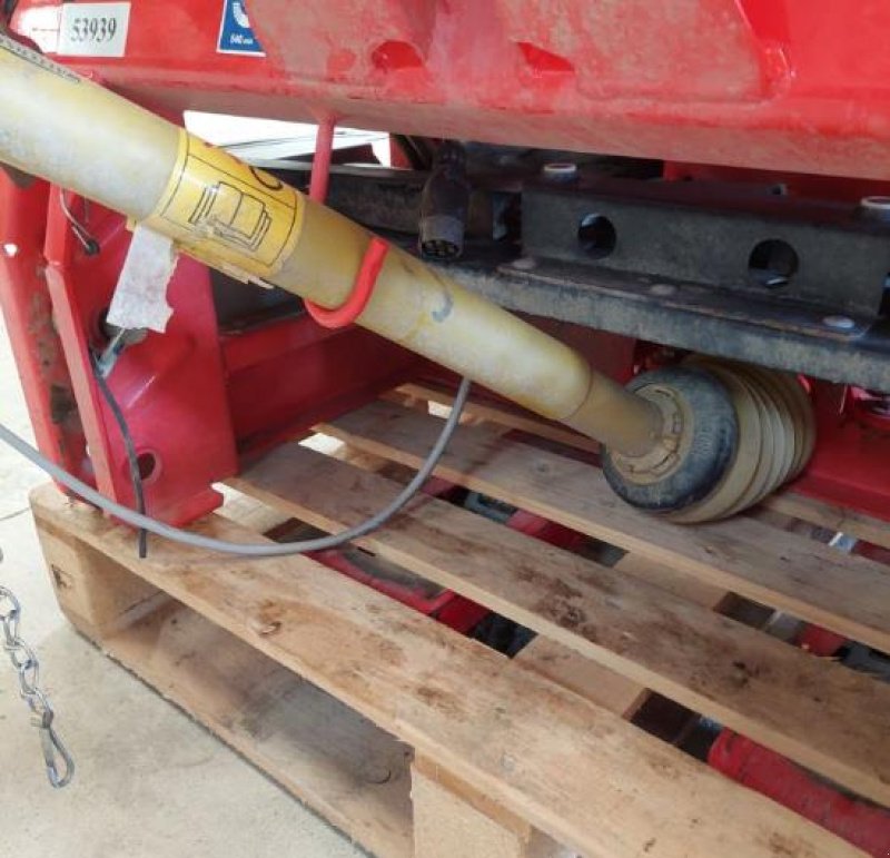 Düngerstreuer des Typs Kuhn MDS 935 QM, Gebrauchtmaschine in MORHANGE (Bild 7)