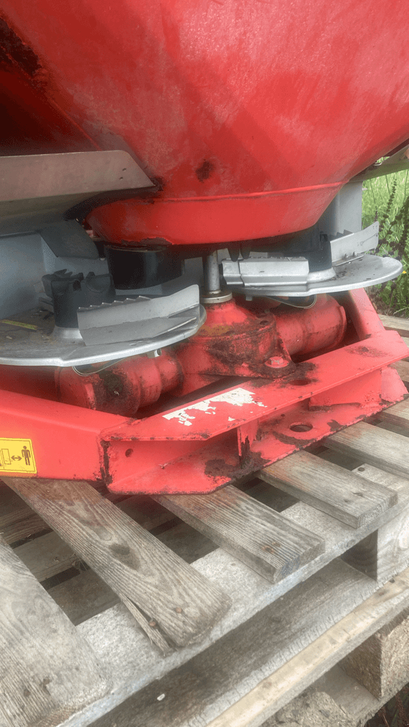 Düngerstreuer типа Kuhn MDS, Gebrauchtmaschine в CONDE SUR VIRE (Фотография 3)