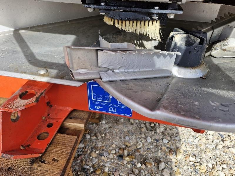 Düngerstreuer typu Kuhn MDS1142W, Gebrauchtmaschine v BRAY en Val (Obrázek 10)