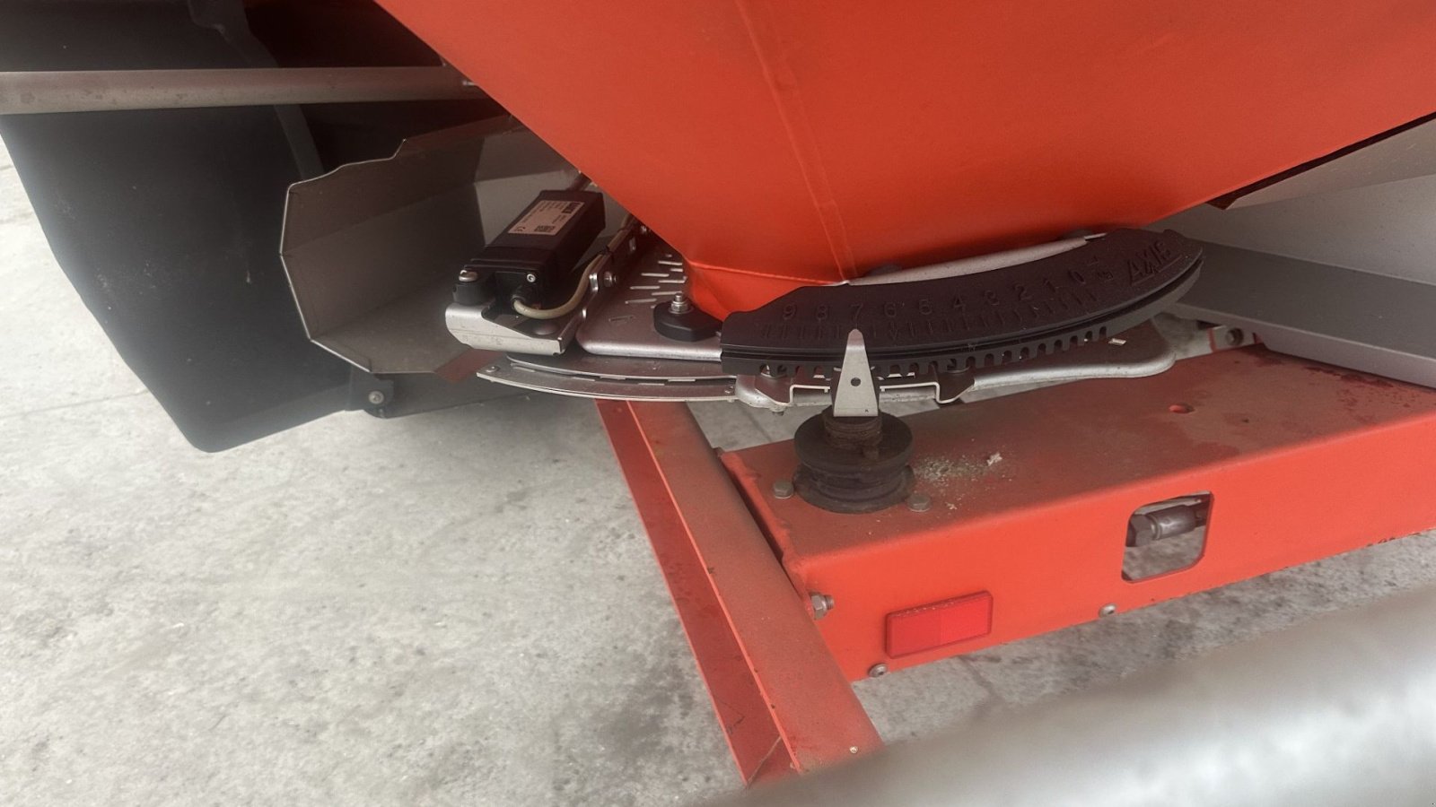 Düngerstreuer del tipo Kuhn RAUCH AXIS H 50.2 EMC-W, Gebrauchtmaschine en øster ulslev (Imagen 5)