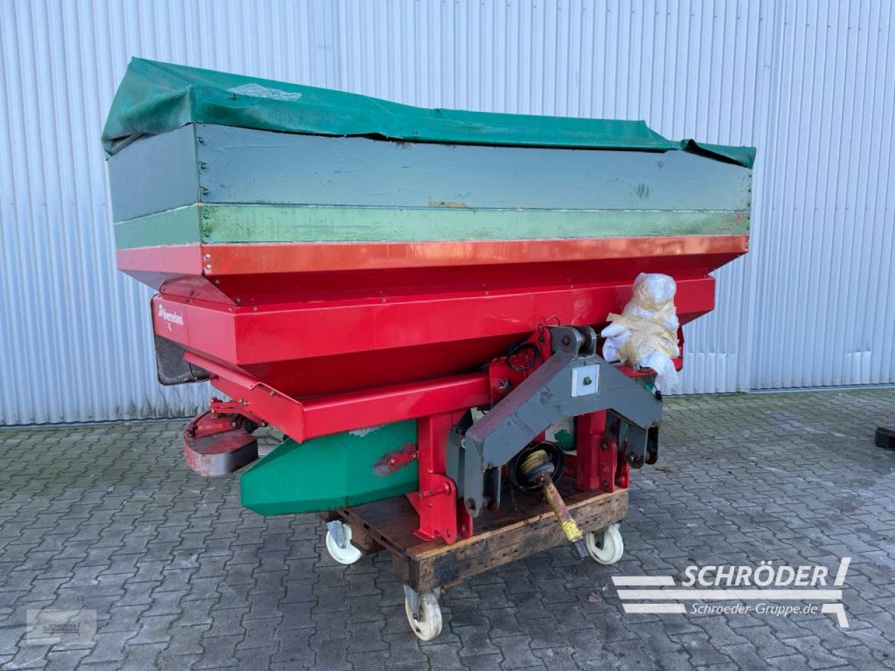 Düngerstreuer of the type Kverneland DS XL 3000, Gebrauchtmaschine in Wildeshausen (Picture 1)