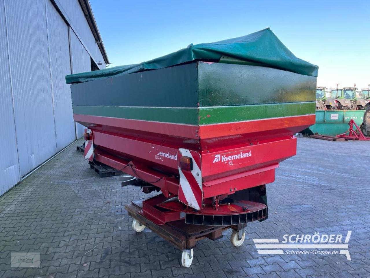 Düngerstreuer of the type Kverneland DS XL 3000, Gebrauchtmaschine in Wildeshausen (Picture 3)