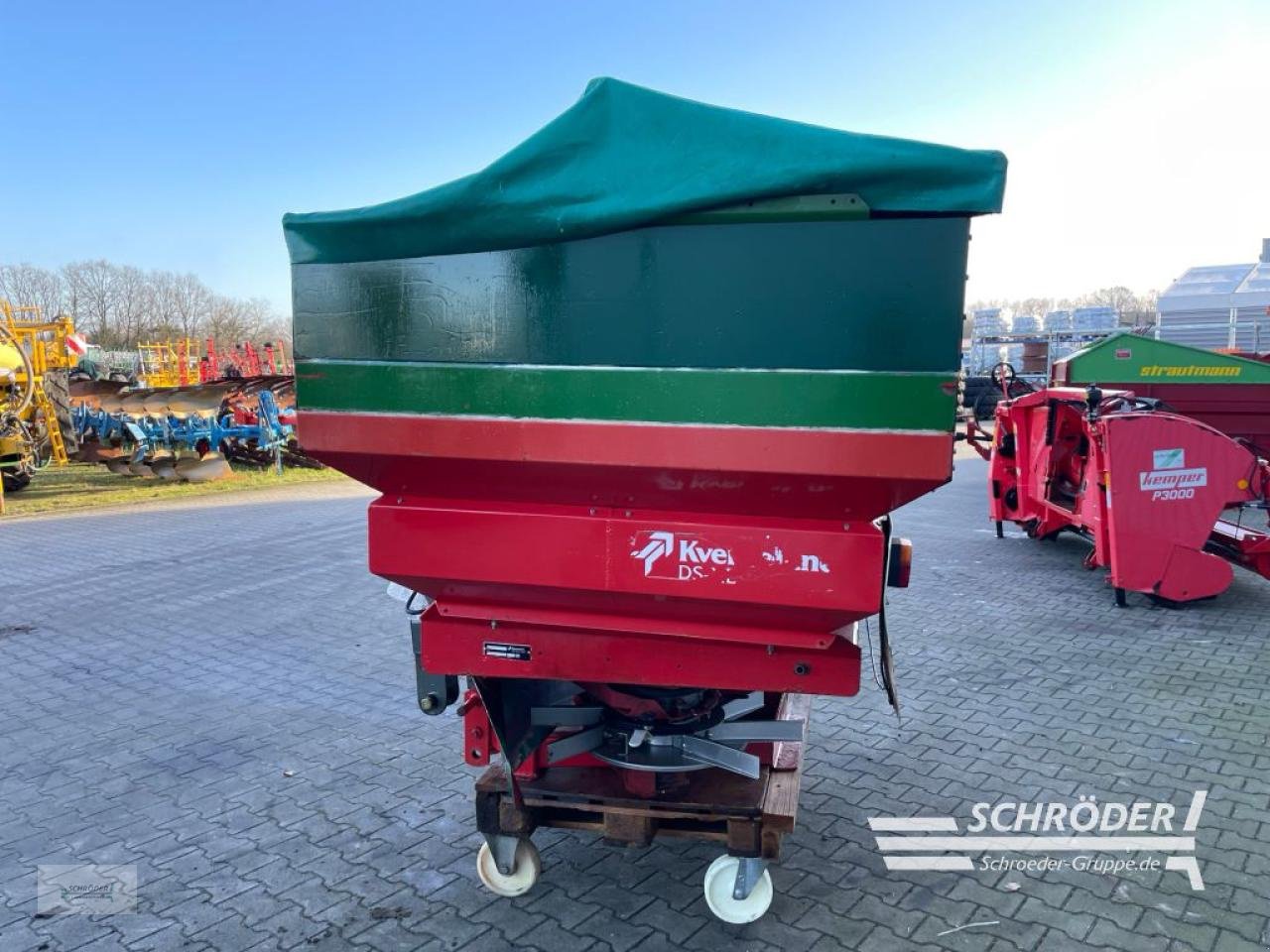 Düngerstreuer of the type Kverneland DS XL 3000, Gebrauchtmaschine in Wildeshausen (Picture 4)