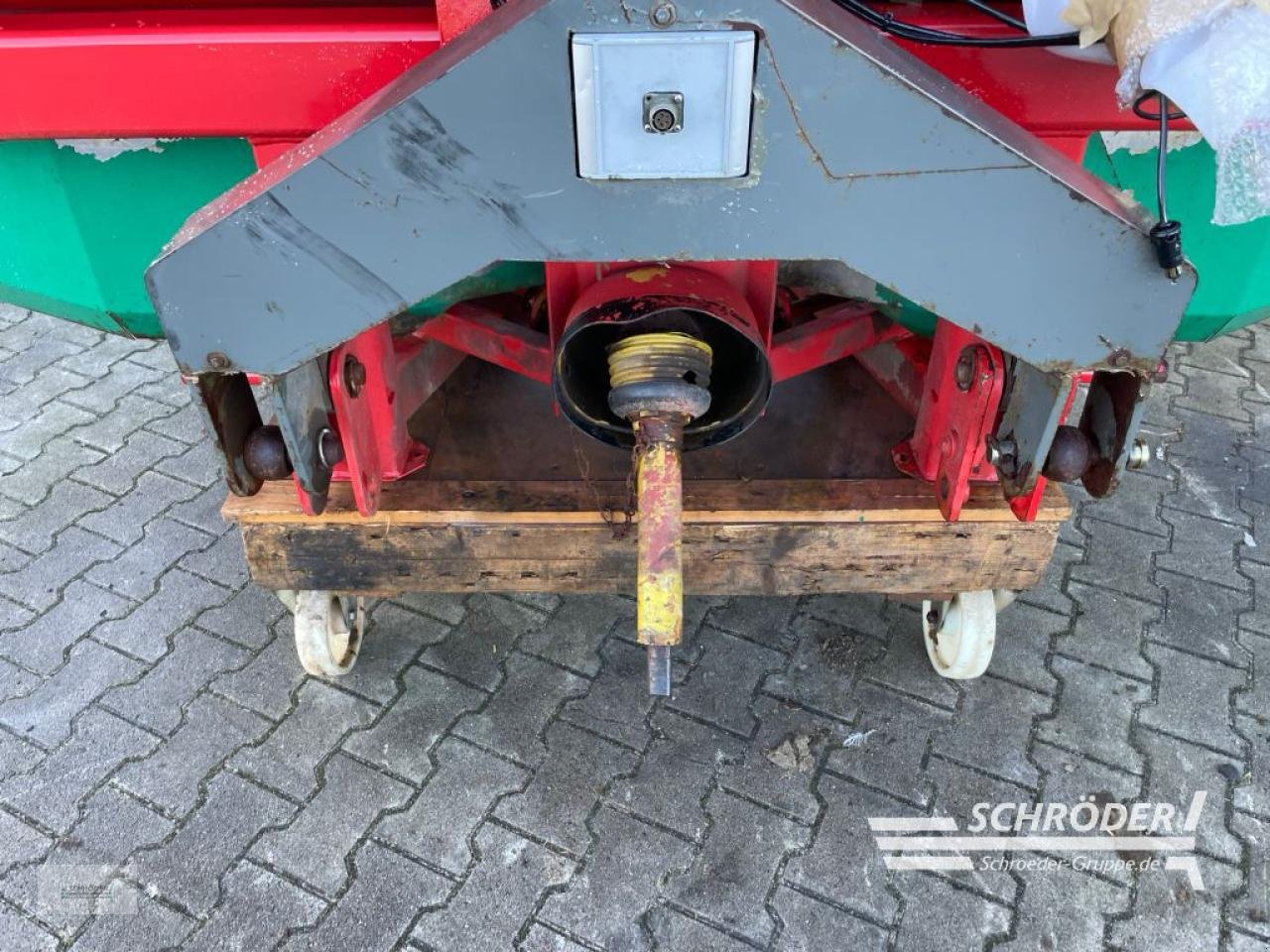 Düngerstreuer of the type Kverneland DS XL 3000, Gebrauchtmaschine in Wildeshausen (Picture 8)