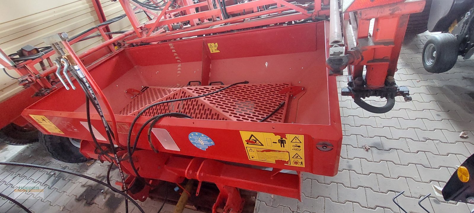 Düngerstreuer des Typs Kverneland Exacta CL 1100, Gebrauchtmaschine in Niederstetten (Bild 1)