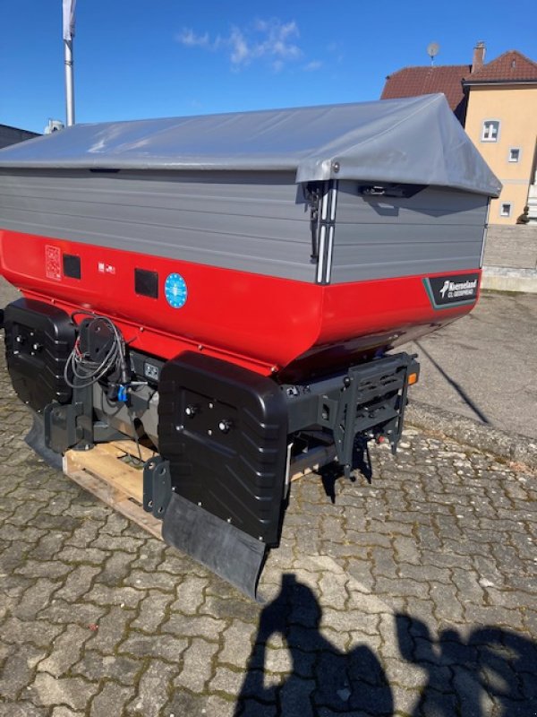 Düngerstreuer of the type Kverneland Exacta CL 1300 Geospread, Neumaschine in Ostrach (Picture 1)