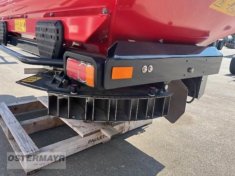 Düngerstreuer des Typs Kverneland Exacta CL-W Pro 1800 "Ausstellungsmaschine", Gebrauchtmaschine in Rohr i .NB (Bild 4)