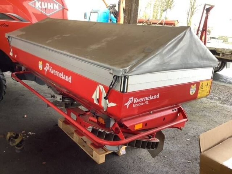 Düngerstreuer des Typs Kverneland EXACTA-HL, Gebrauchtmaschine in les hayons (Bild 2)