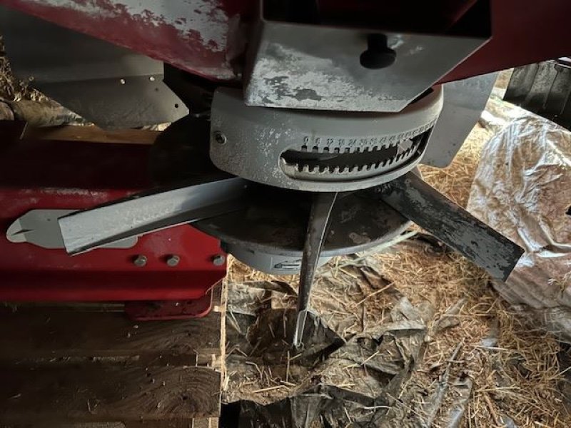 Düngerstreuer типа Kverneland EXACTA-HL, Gebrauchtmaschine в les hayons (Фотография 3)