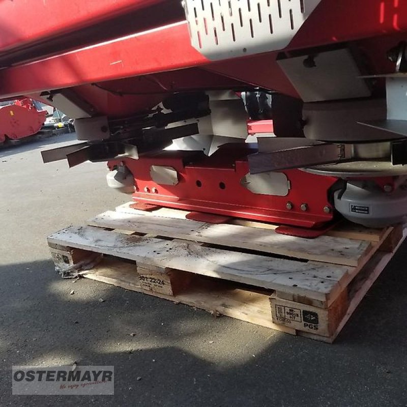 Düngerstreuer des Typs Kverneland Exacta TL 2800 GeoSpread, Gebrauchtmaschine in Rohr i .NB (Bild 4)