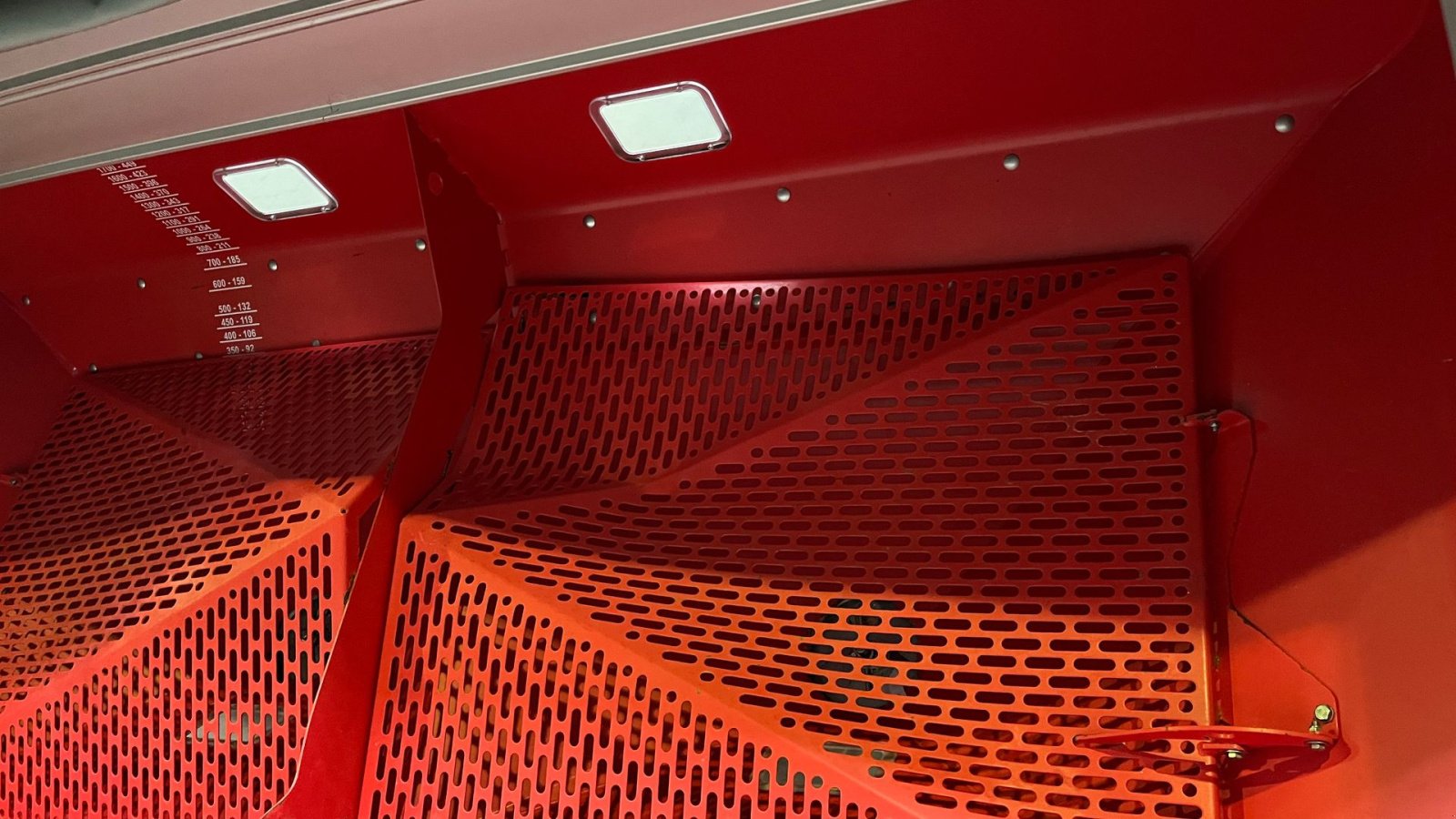 Düngerstreuer типа Kverneland Exacta TL 3900 GEOSPREAD Model year 2017, Gebrauchtmaschine в Borre (Фотография 6)