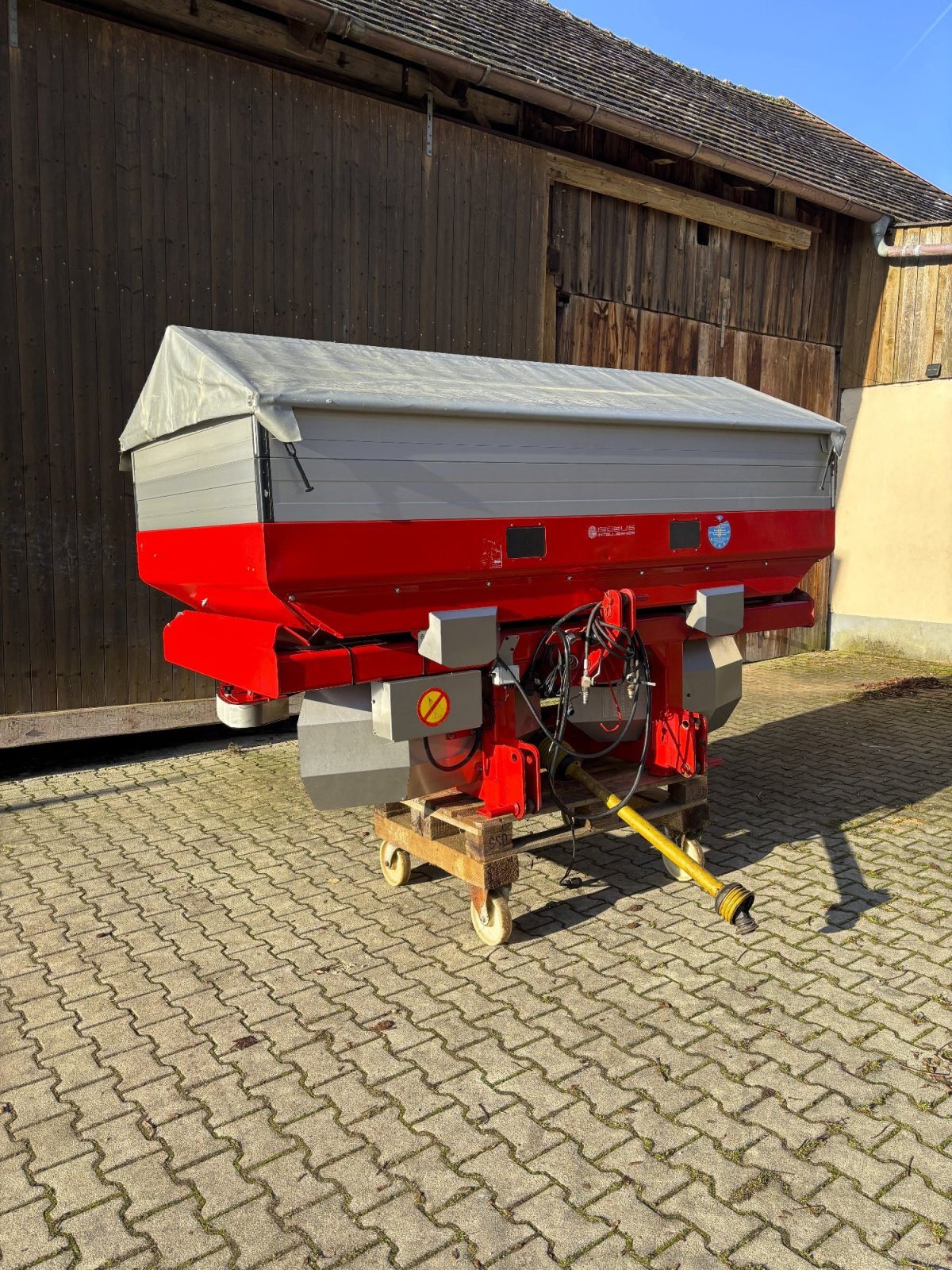 Düngerstreuer типа Kverneland Exacta TL GEOSPREAD, Gebrauchtmaschine в Holzheim am Forst (Фотография 1)