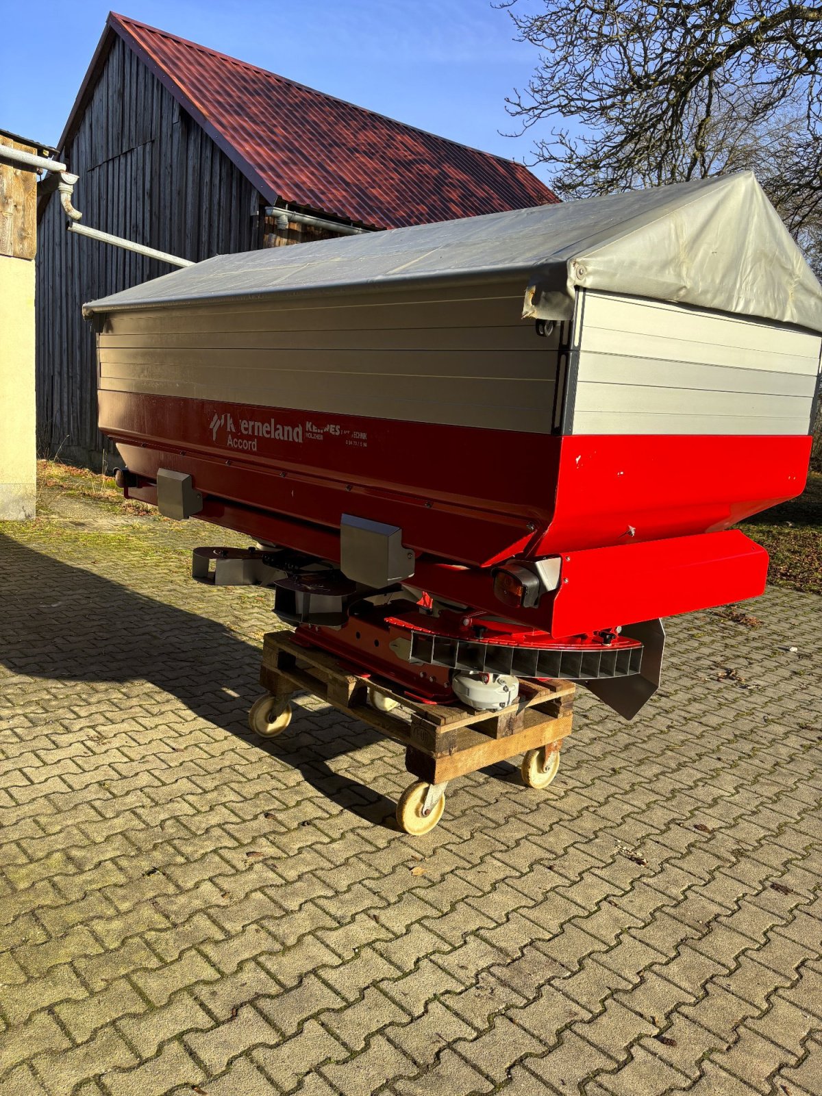 Düngerstreuer типа Kverneland Exacta TL GEOSPREAD, Gebrauchtmaschine в Holzheim am Forst (Фотография 2)