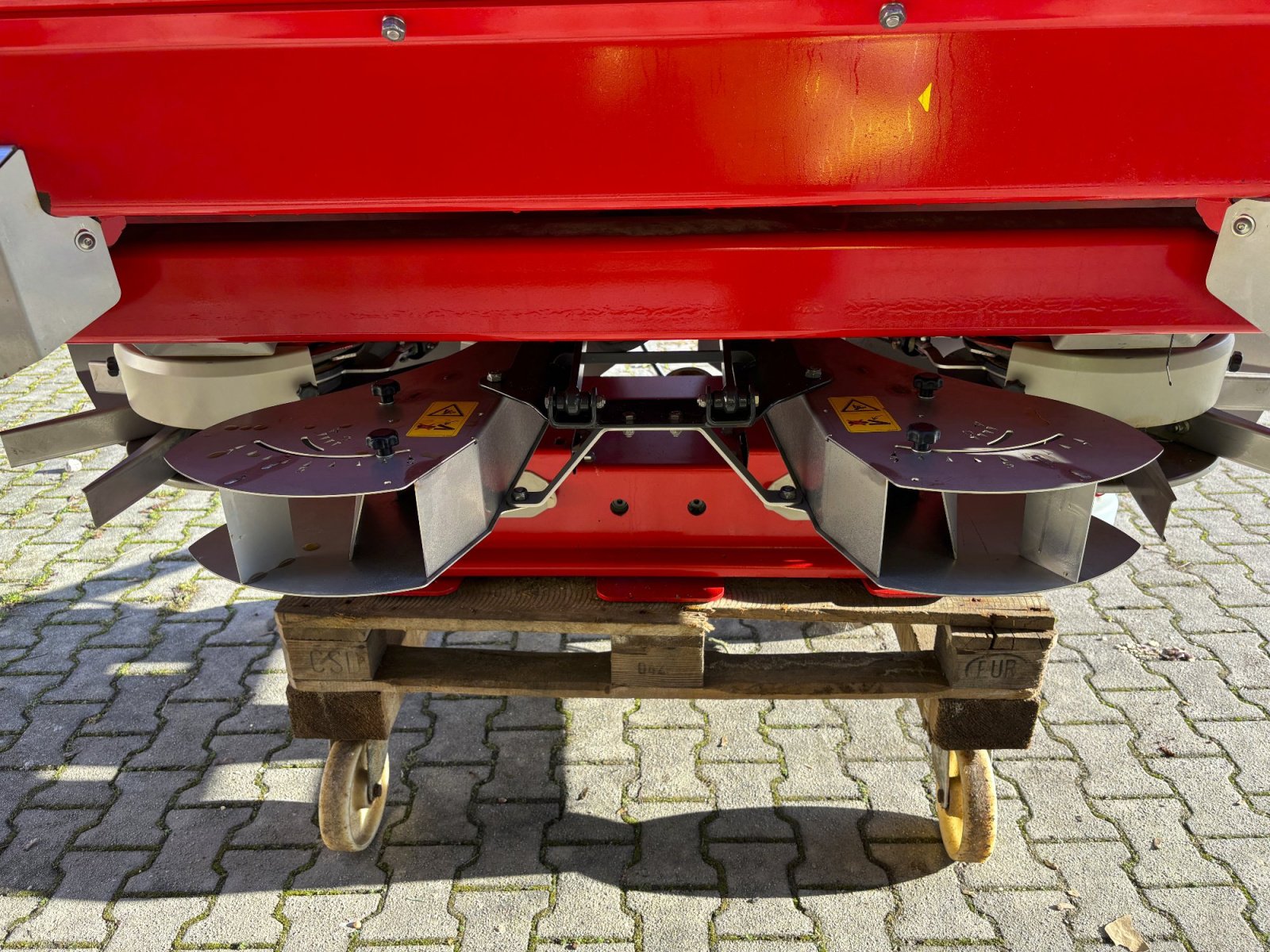 Düngerstreuer типа Kverneland Exacta TL GEOSPREAD, Gebrauchtmaschine в Holzheim am Forst (Фотография 7)