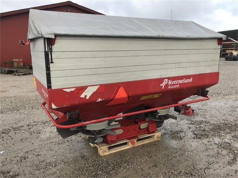 Düngerstreuer des Typs Kverneland Exacta-TL  HL 3900, Gebrauchtmaschine in Mern (Bild 4)