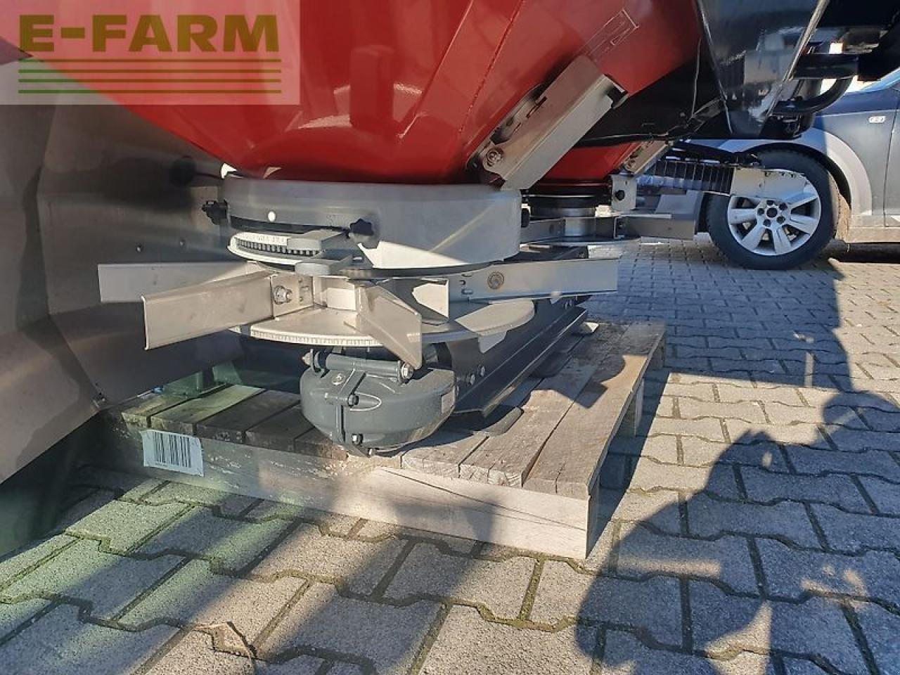 Düngerstreuer des Typs Kverneland exacta tl lagermaschine sonderpreis, Gebrauchtmaschine in BORGENTREICH (Bild 5)