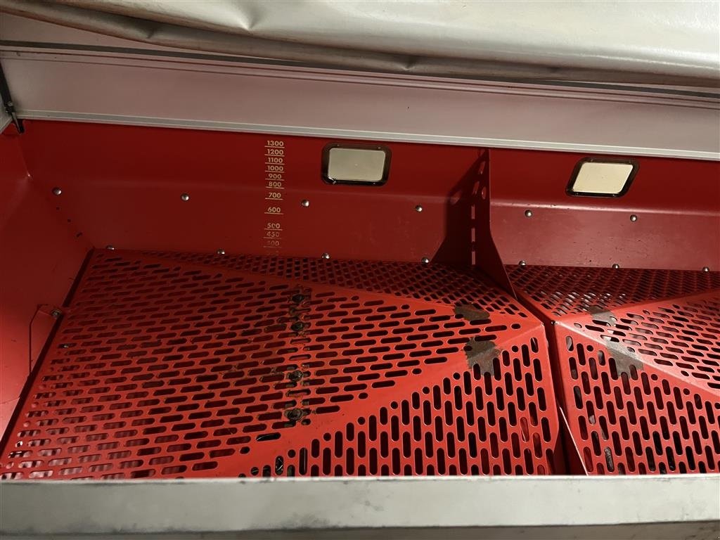 Düngerstreuer des Typs Kverneland Exacta TL Med vejeceller, kantspredning, presenning og nye spredevinger., Gebrauchtmaschine in Sakskøbing (Bild 5)