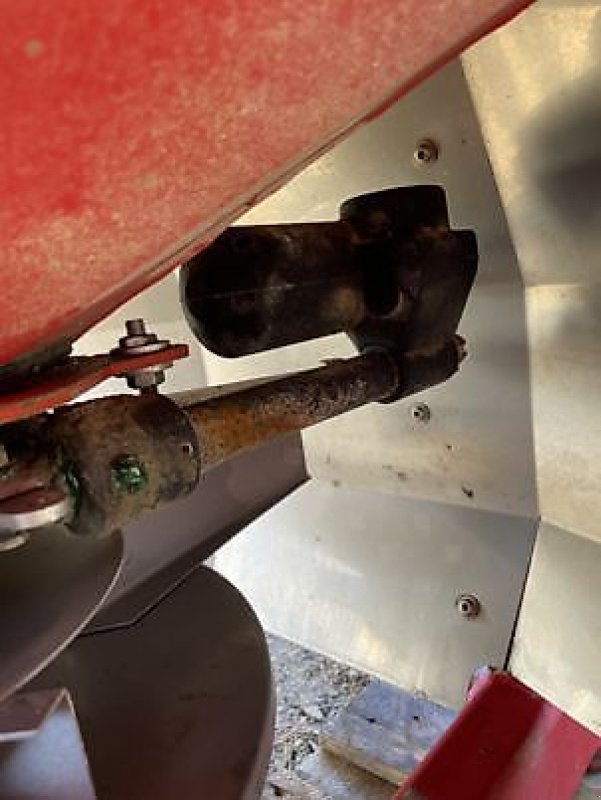 Düngerstreuer des Typs Kverneland EXACTA TL, Gebrauchtmaschine in Revel (Bild 10)