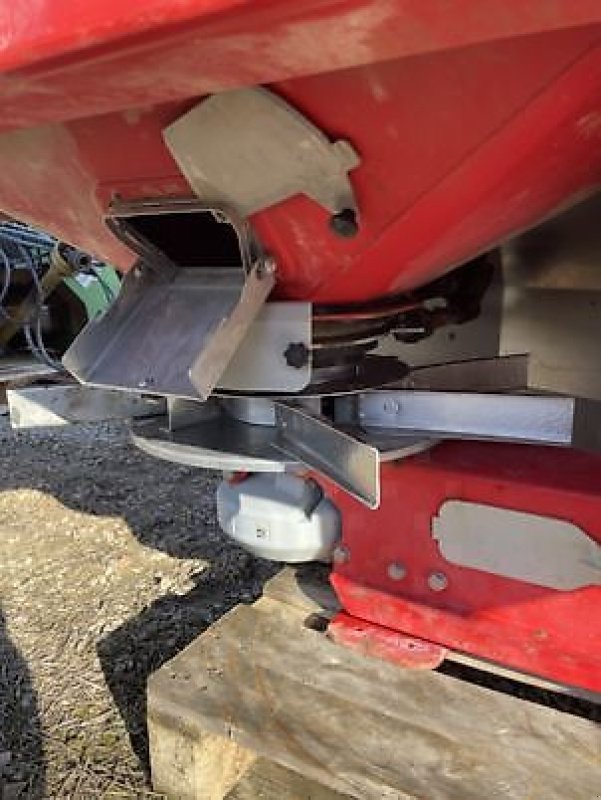 Düngerstreuer des Typs Kverneland EXACTA TL, Gebrauchtmaschine in Revel (Bild 12)