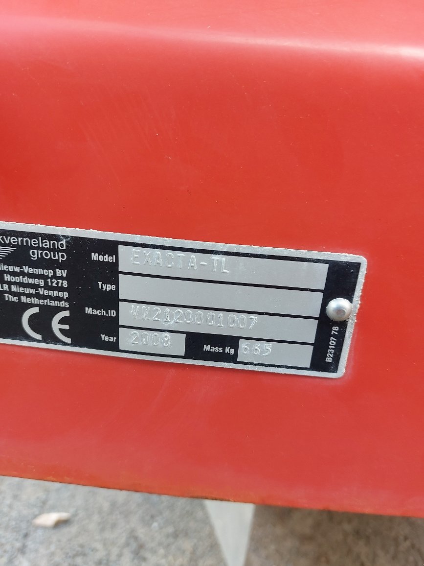Düngerstreuer des Typs Kverneland EXACTA-TL, Gebrauchtmaschine in Nasbinals (Bild 5)