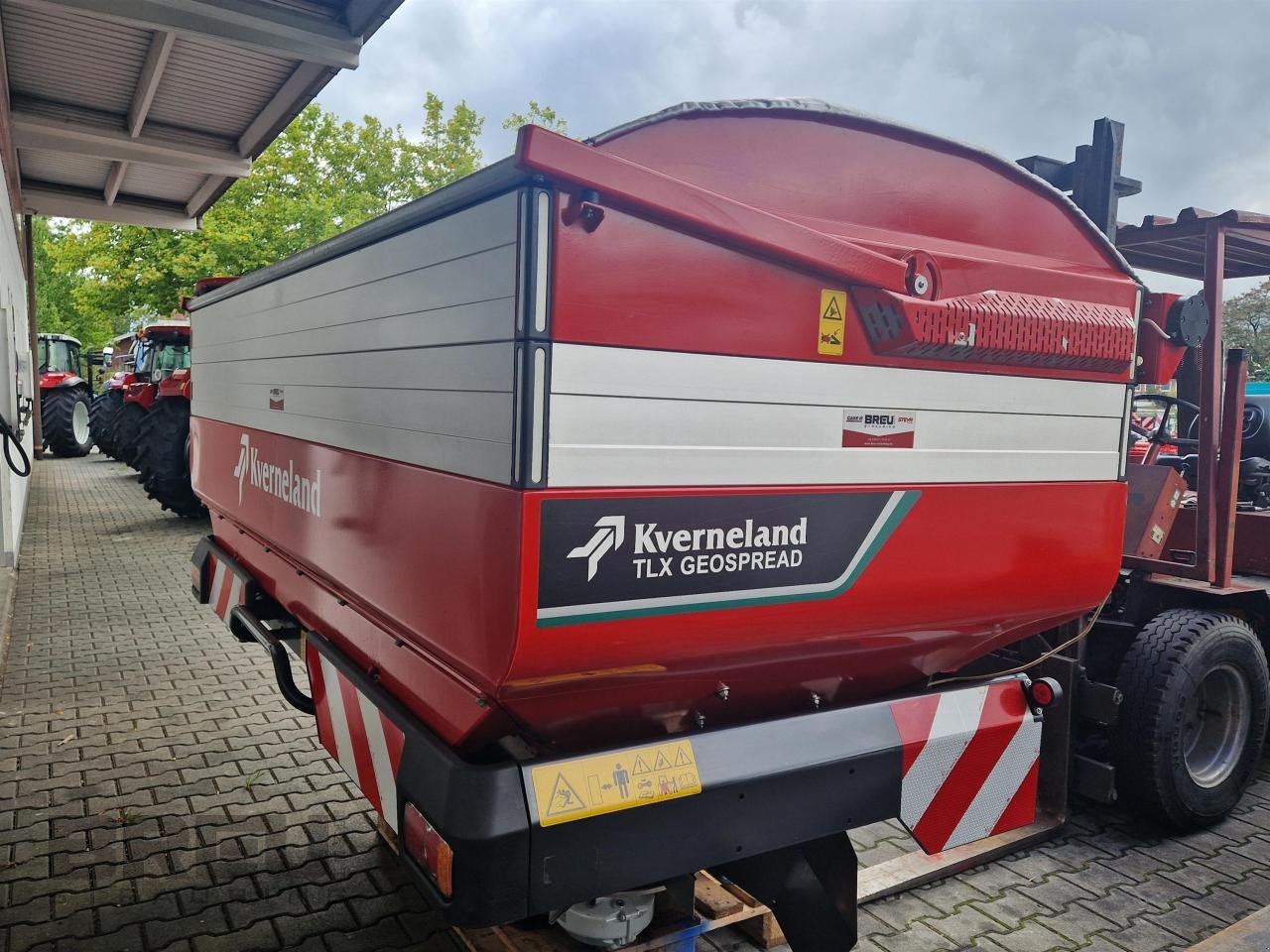 Düngerstreuer des Typs Kverneland Exacta TLX 1875 GEO S, Gebrauchtmaschine in Straubing (Bild 3)