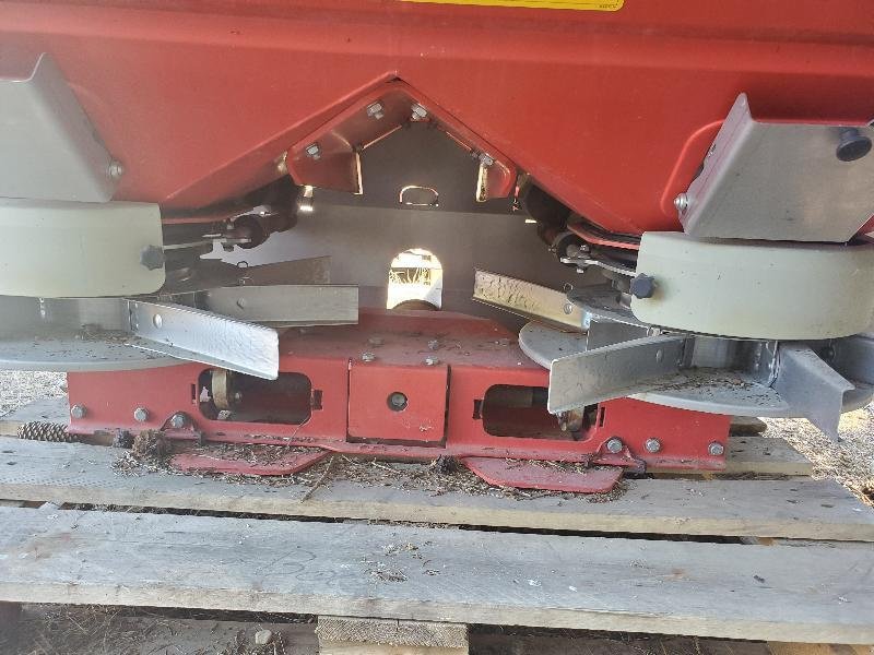 Düngerstreuer des Typs Kverneland EXACTA, Gebrauchtmaschine in BRAY en Val (Bild 4)