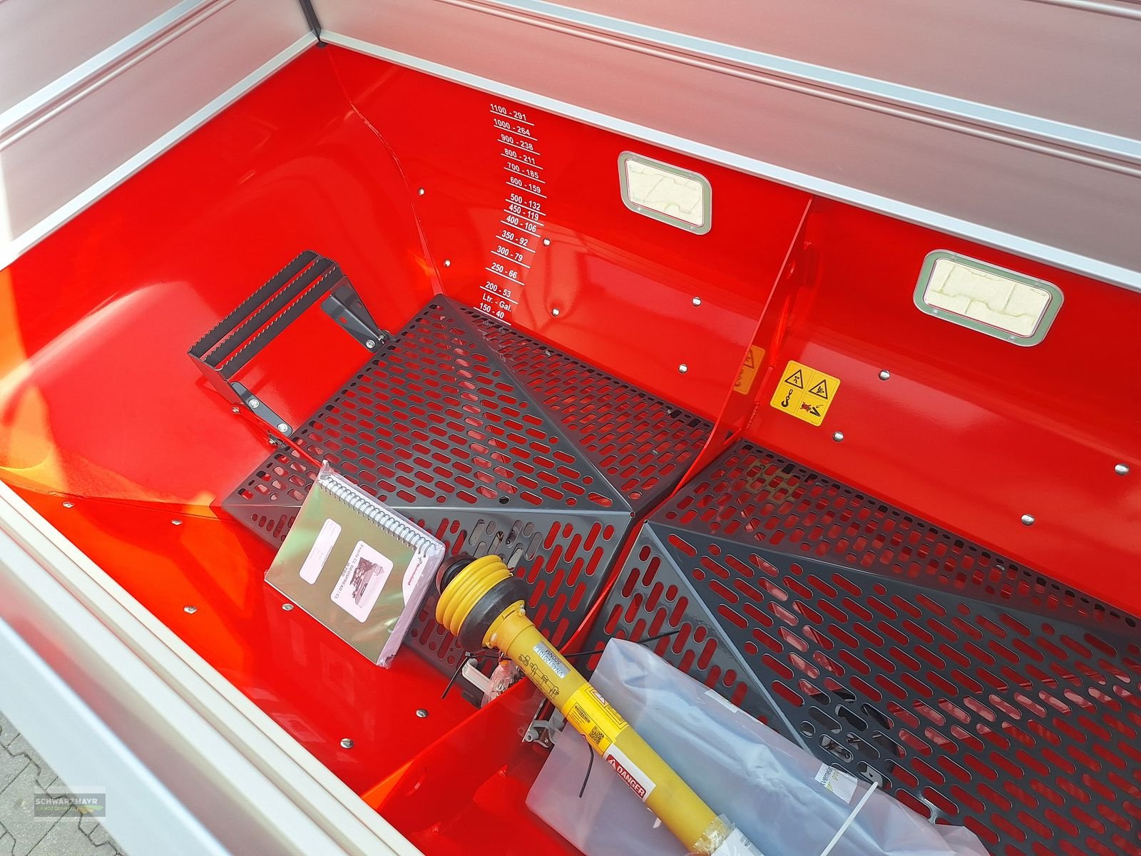 Düngerstreuer του τύπου Kverneland Geospread 1300 G3 CL, Neumaschine σε Aurolzmünster (Φωτογραφία 13)