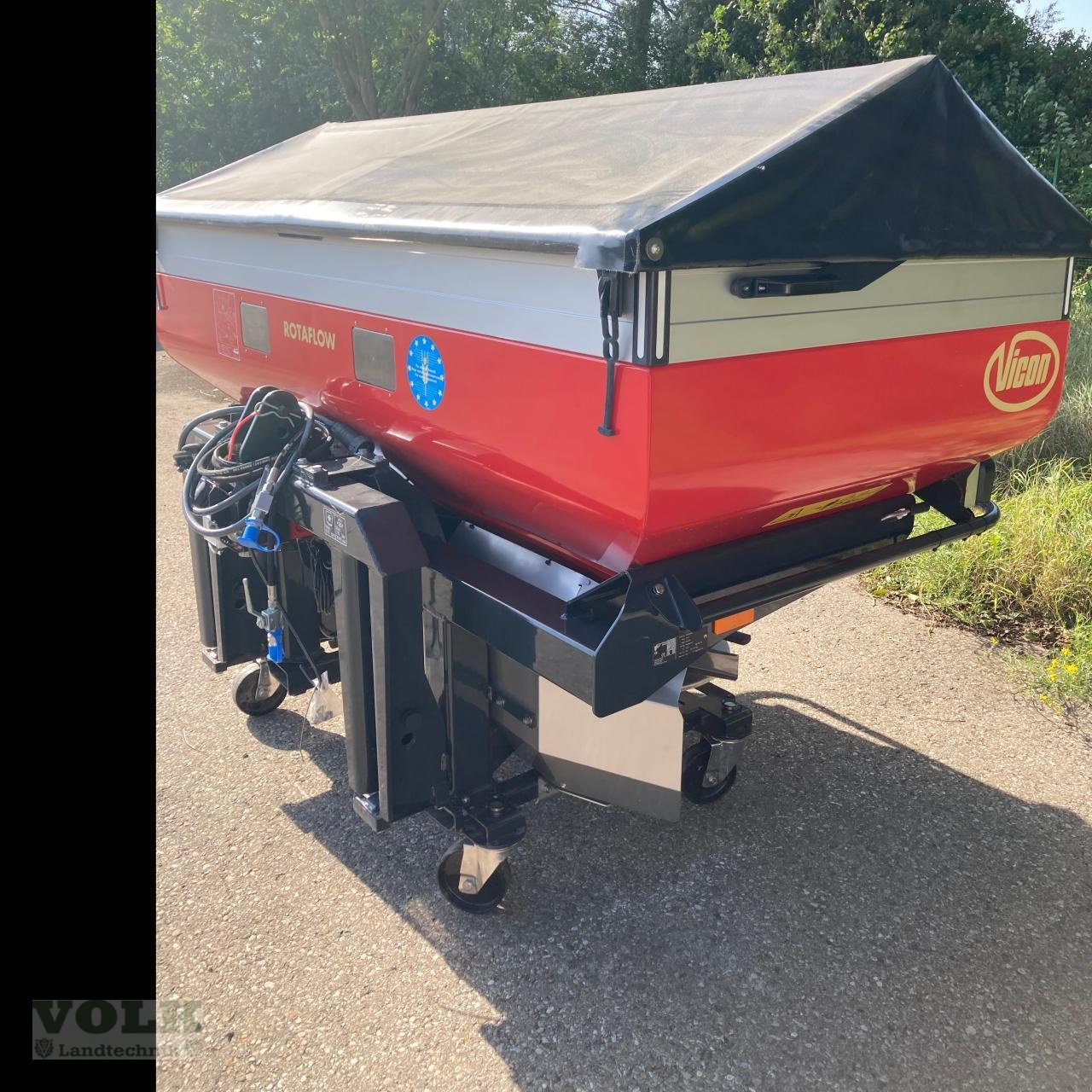 Düngerstreuer des Typs Kverneland RO-M EW 1100, Neumaschine in Friedberg-Derching (Bild 2)