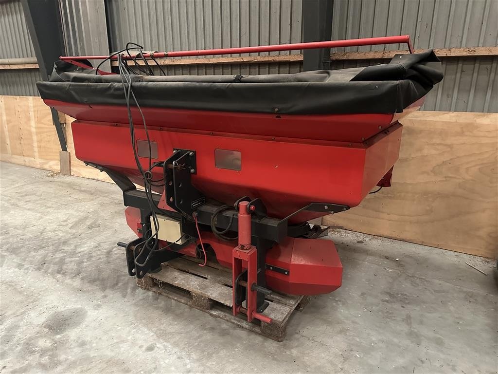 Düngerstreuer des Typs Kverneland RS-M 1700, Gebrauchtmaschine in Roskilde (Bild 2)