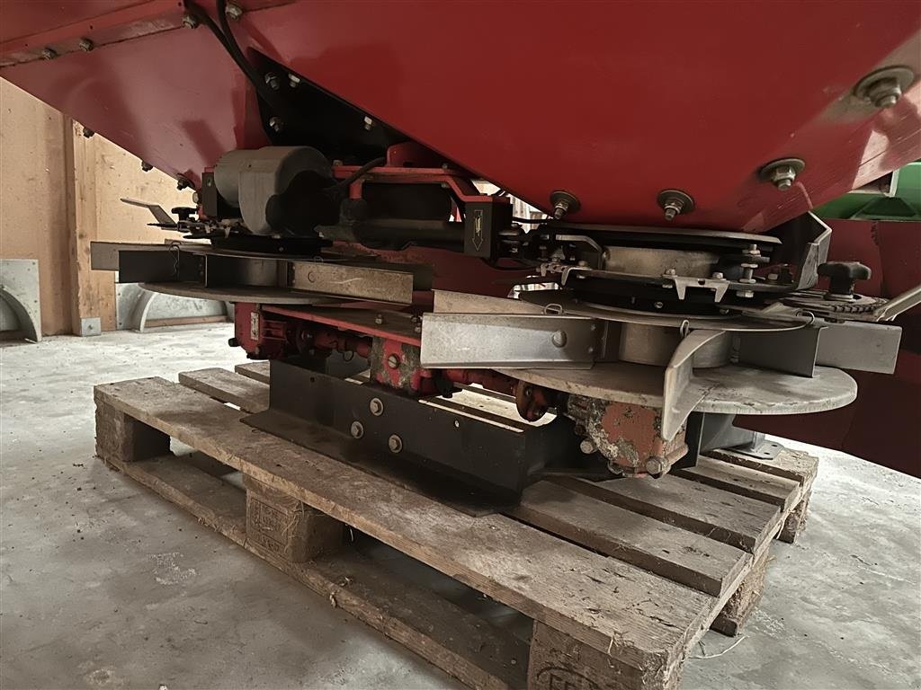 Düngerstreuer des Typs Kverneland RS-M 1700, Gebrauchtmaschine in Roskilde (Bild 3)