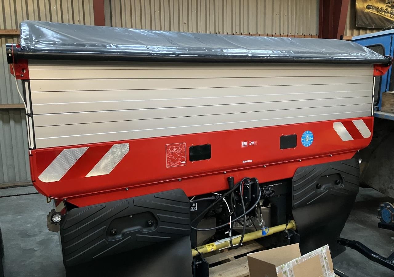 Düngerstreuer des Typs Kverneland TL3900 GEO, Gebrauchtmaschine in Middelfart (Bild 1)