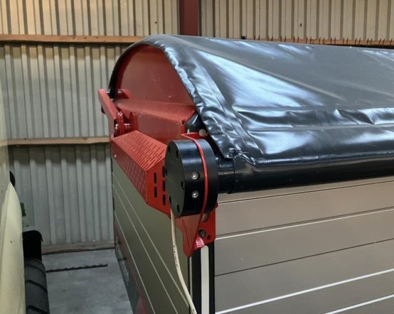 Düngerstreuer des Typs Kverneland TL3900 GEO, Gebrauchtmaschine in Middelfart (Bild 3)