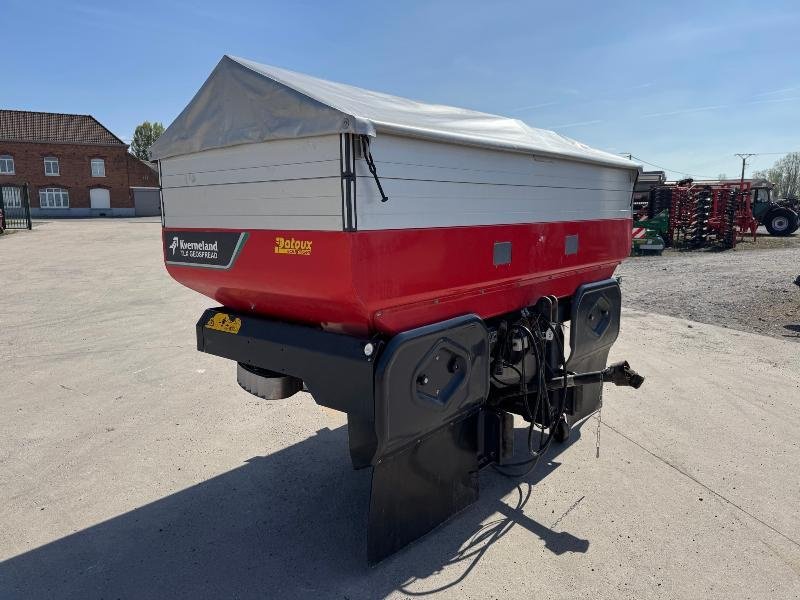 Düngerstreuer des Typs Kverneland TLX 3225 GEOSPRE, Gebrauchtmaschine in Richebourg (Bild 4)