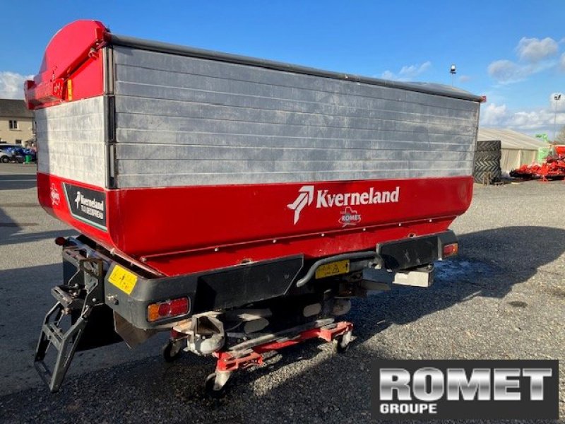 Düngerstreuer des Typs Kverneland TLX3900GEOSPREAD, Gebrauchtmaschine in Gennes sur glaize (Bild 5)
