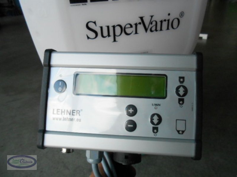 Düngerstreuer des Typs Lehner Super Vario 110, Neumaschine in Münzkirchen (Bild 6)