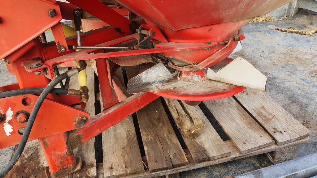 Düngerstreuer des Typs Lely Centerline 1000, Gebrauchtmaschine in CIVENS (Bild 6)