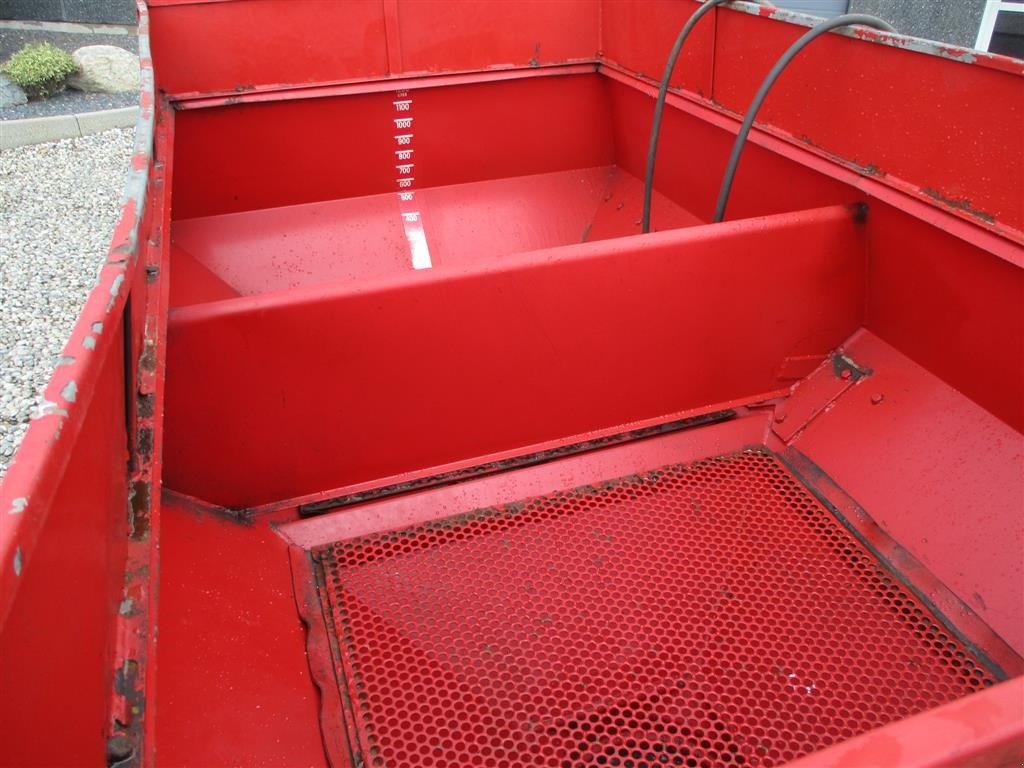 Düngerstreuer des Typs Lely Centerline CL 2400 Med hydraulisk tilt til kantspredning, Gebrauchtmaschine in Lintrup (Bild 4)