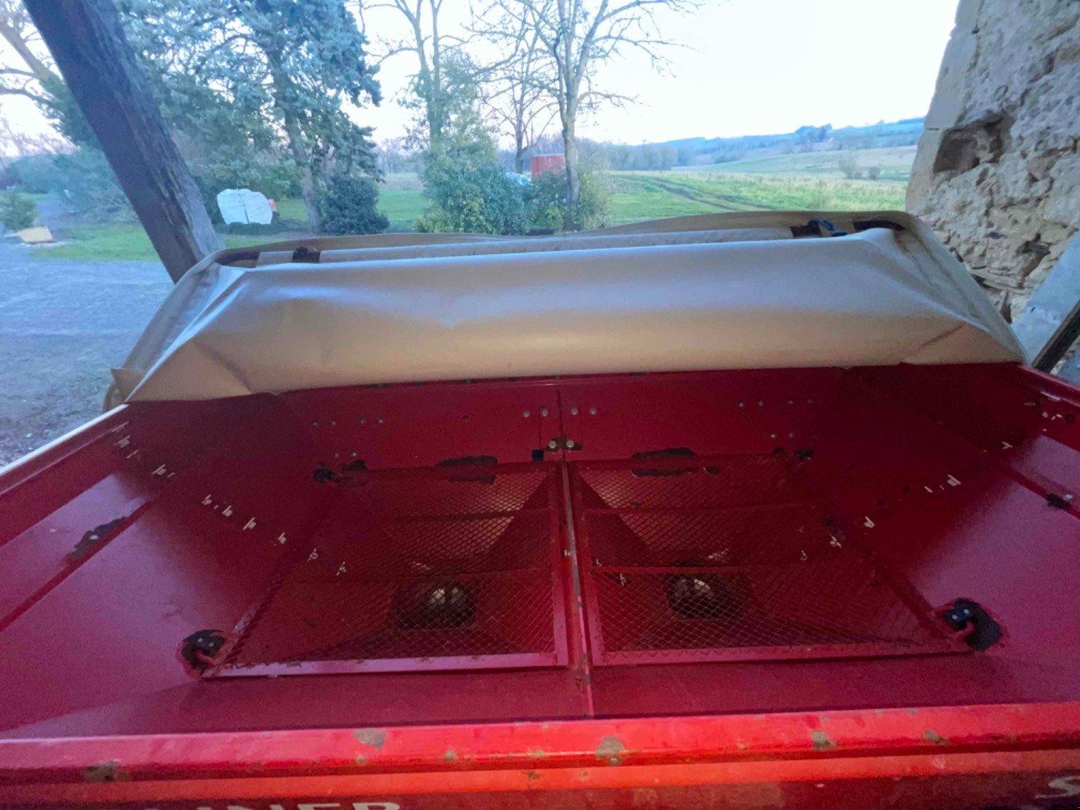 Düngerstreuer vrste Lely LELY, Gebrauchtmaschine v ORLEIX (Slika 9)