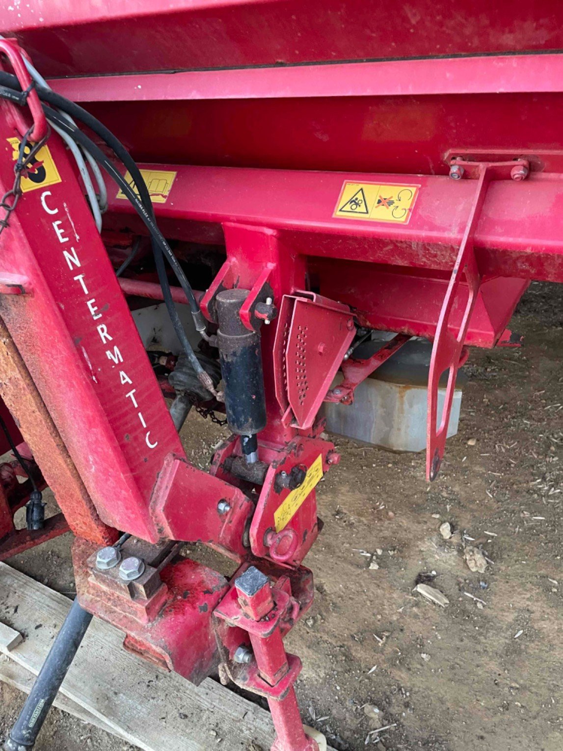 Düngerstreuer vrste Lely LELY, Gebrauchtmaschine v ORLEIX (Slika 10)