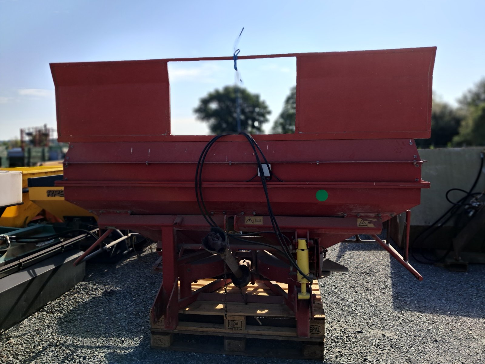 Düngerstreuer of the type Lely Zweischeibenstreuer, Gebrauchtmaschine in Strem (Picture 2)