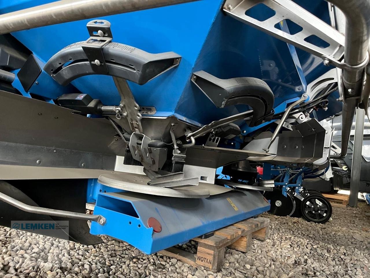 Düngerstreuer of the type Lemken Polaris 16/3200 SpeedControl, Gebrauchtmaschine in Kruft (Picture 5)