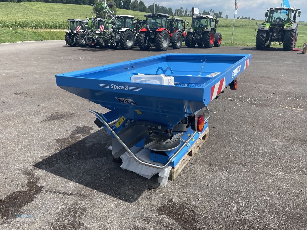Düngerstreuer des Typs Lemken Spica 8/900, Neumaschine in Niederkappel (Bild 4)