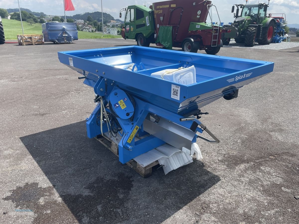 Düngerstreuer des Typs Lemken Spica 8/900, Neumaschine in Niederkappel (Bild 5)