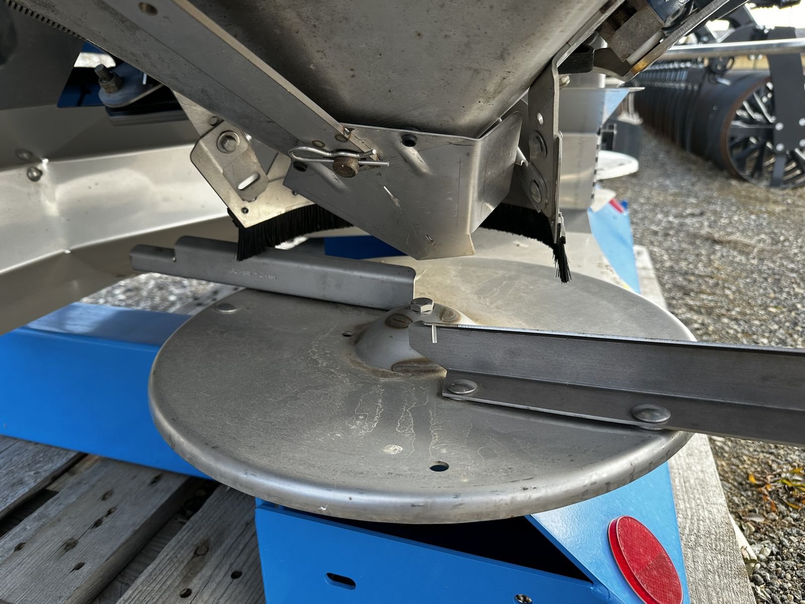 Düngerstreuer of the type Lemken Tauri 12/2150, Gebrauchtmaschine in Grund (Picture 10)