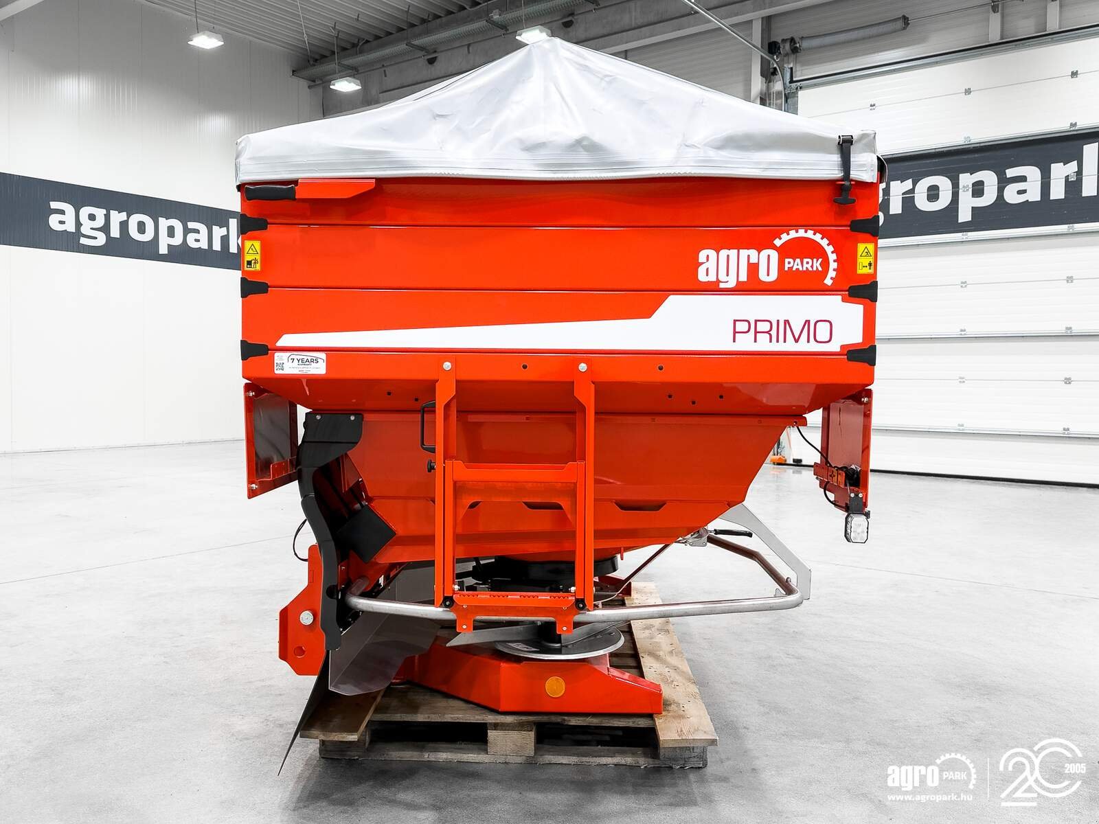 Düngerstreuer типа Maschio Primo EW332 3210 liter, 12-36 m fertilizer spreader, Gebrauchtmaschine в Csengele (Фотография 8)