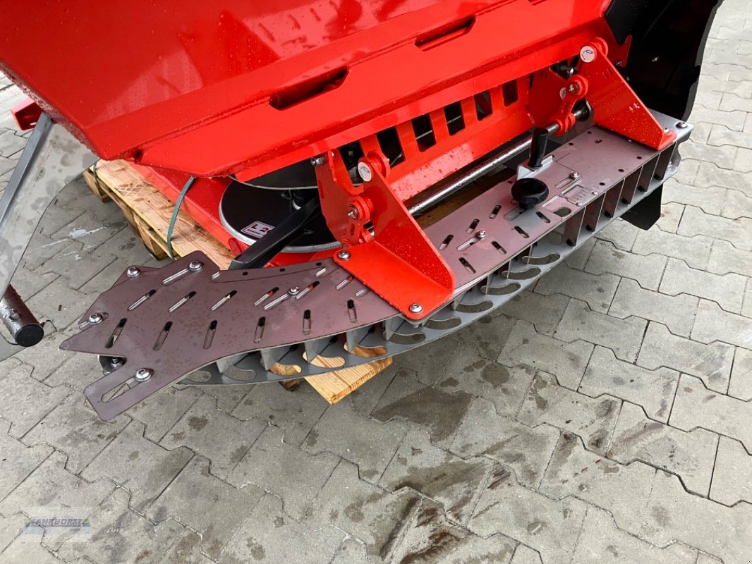 Düngerstreuer des Typs Maschio PRIMO EWH4 ISOTRONIC, Neumaschine in Aurich (Bild 12)