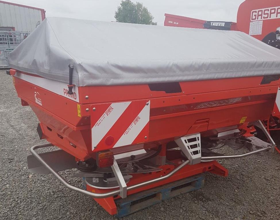 Düngerstreuer типа Maschio Primo M 218, Gebrauchtmaschine в CIVENS (Фотография 2)