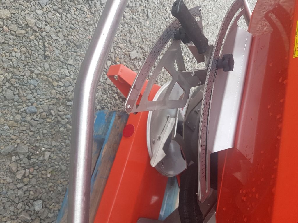 Düngerstreuer типа Maschio Primo M 218, Gebrauchtmaschine в CIVENS (Фотография 5)